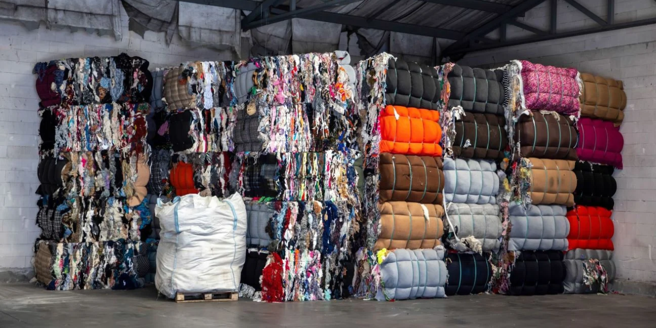 Textile Recycling in Australia: Tackling Clothing Waste