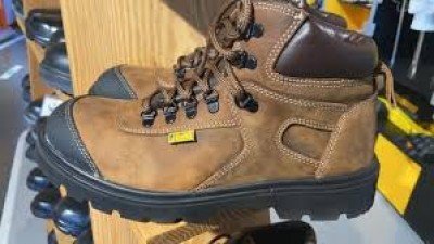 JS 010 – Denver Safety Shoes
